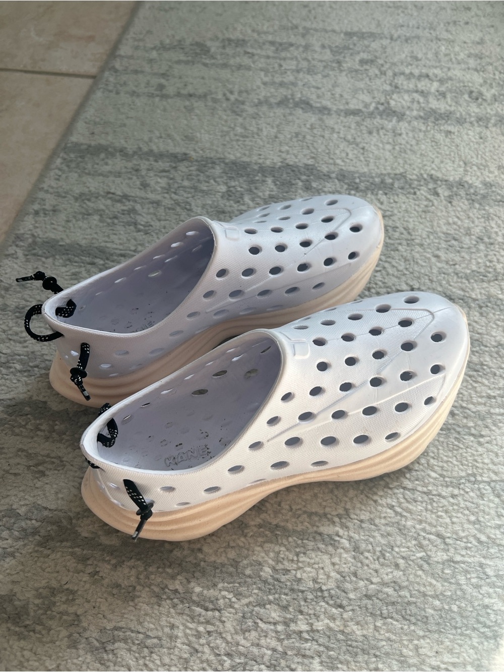 KANE Revive White Recovery Shoes Slip On Sport Clogs Unisex